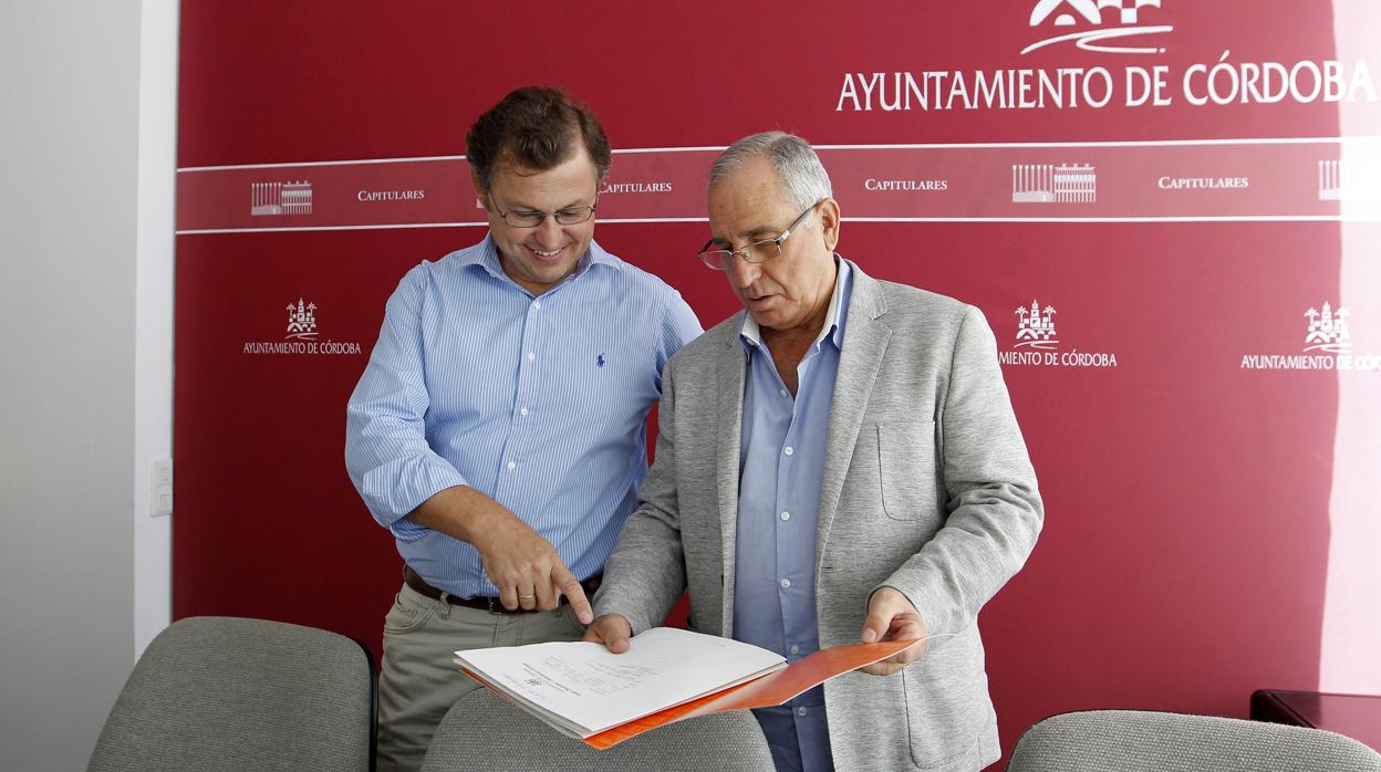 David Dorado y José Luis Vilches en una rueda de prensa