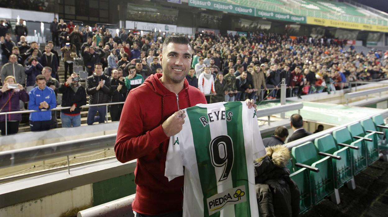 El mundialista José Antonio Reyes fichó por el Córdoba en el mercado de invierno pasado