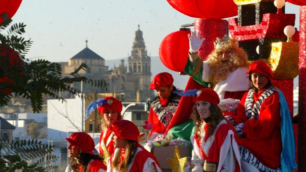 La presencia cofrade en la Cabalgata de Reyes Magos de Córdoba