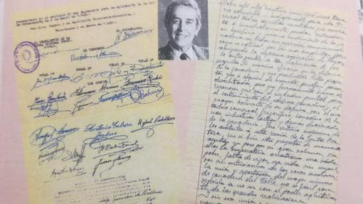 Firma de estatutos e imagen de Ricardo Delgado Vizcaíno, fundador y presidente 35 años