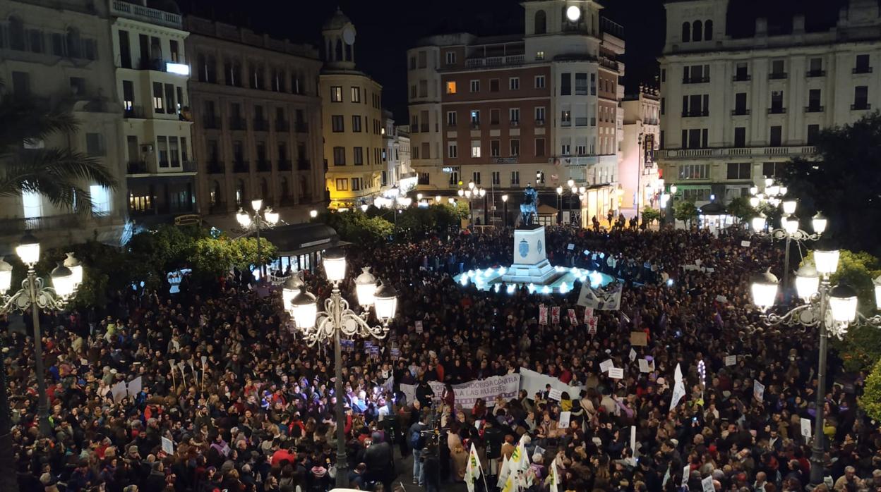 Imagen de la protesta feminista que se ha desarrollado en Las Tendillas