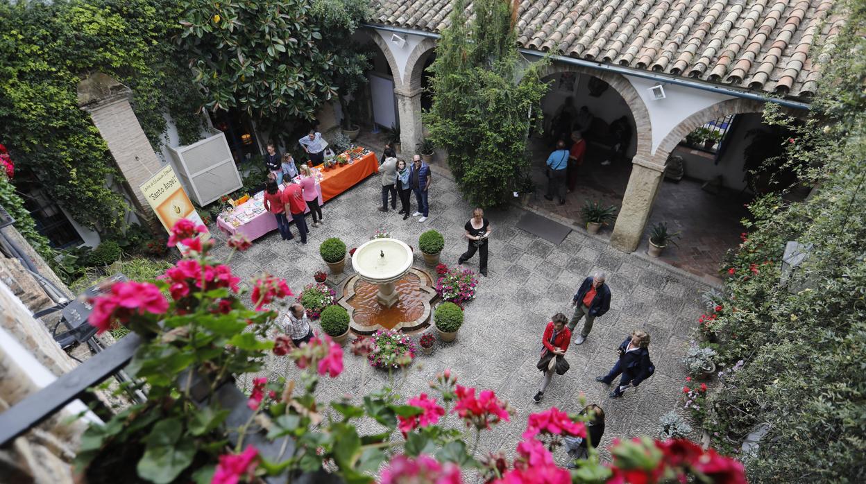 Imagen del patio central del Palacio de Viana gestionado por la Fundación Cajasur