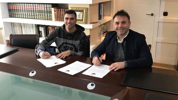 El Extremadura UD ficha al ex del Córdoba CF José Antonio Reyes