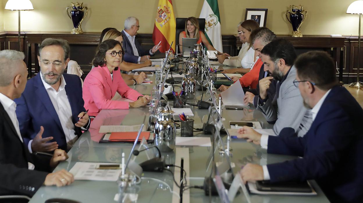 Consejo de Gobierno andaluz presidido por Susana Díaz