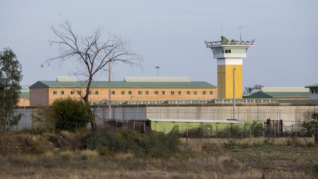 Huelva y su «déficit» de 50 empleados penitenciarios