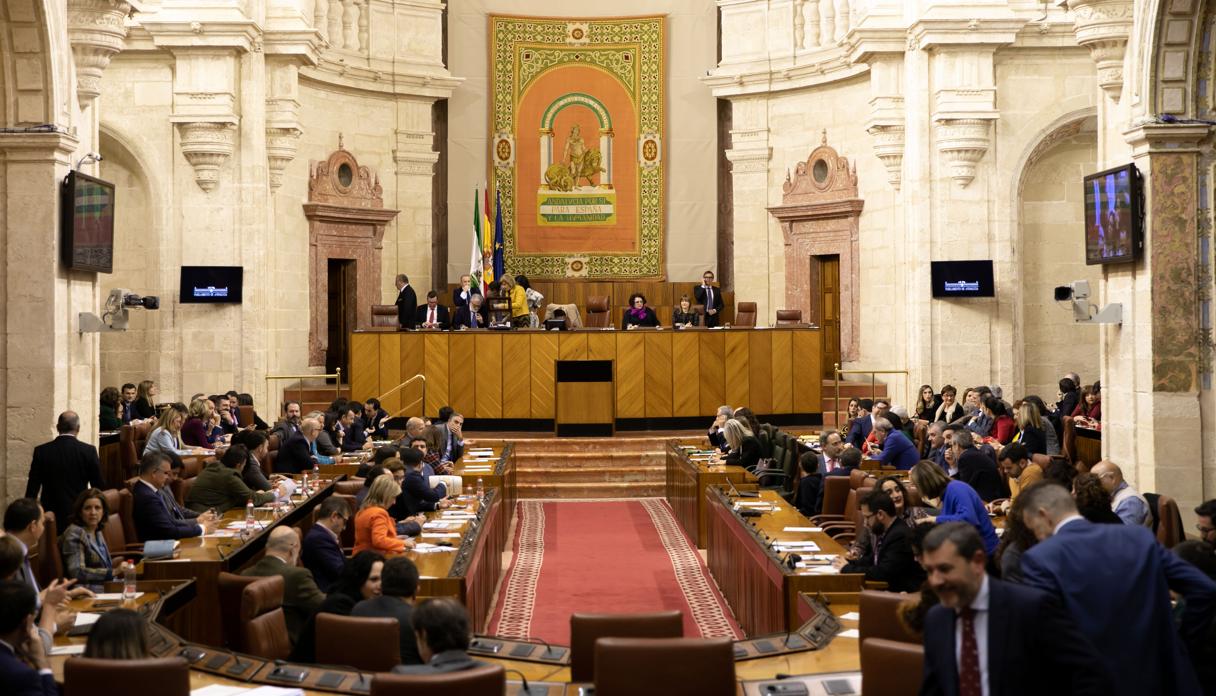 Imagen del salón de plenos del Parlamento en la sesión celebrada este miércoles