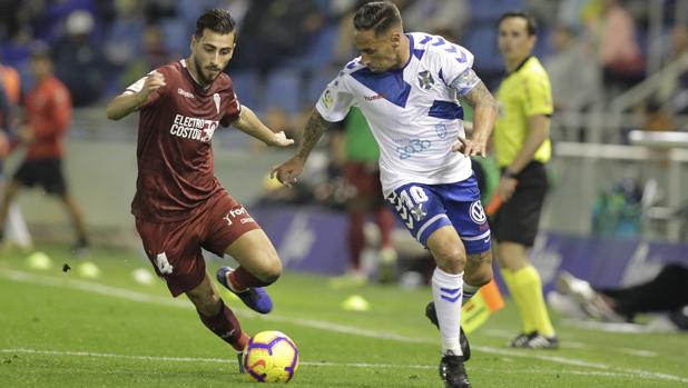 El Córdoba CF logra la primera victoria a domicilio de la temporada