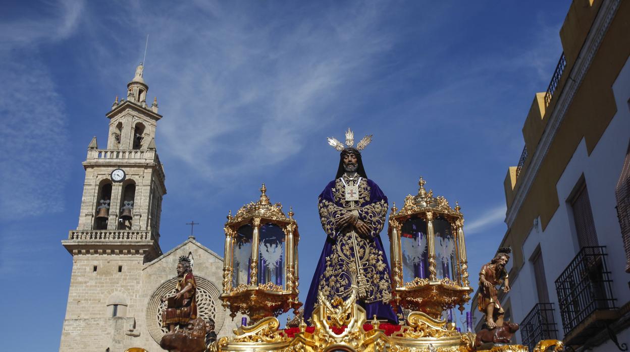 Nuestro Padre Jesús Nazareno Rescatado durante su salida procesional el Domingo de Ramos