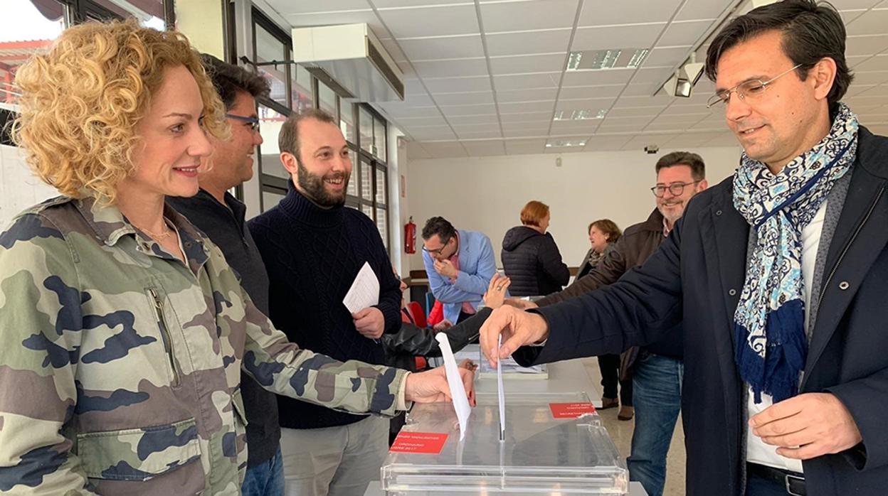 Francisco Cuenca, durante la votación de la lista.