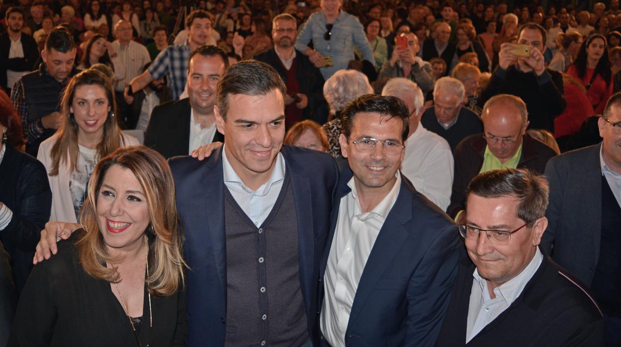 Susana Díaz, Pedro Sánchez, Francisco Cuenca y José Entrena, en Granada.