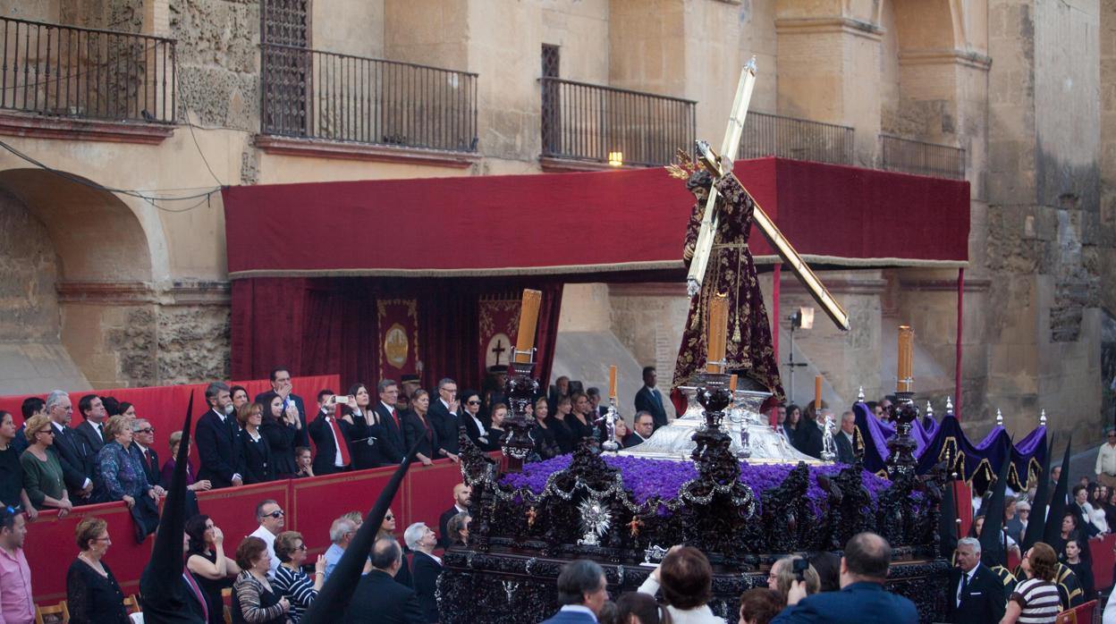 Jesús Nazareno, en la carrera oficial de la Semana Santa de Córdoba