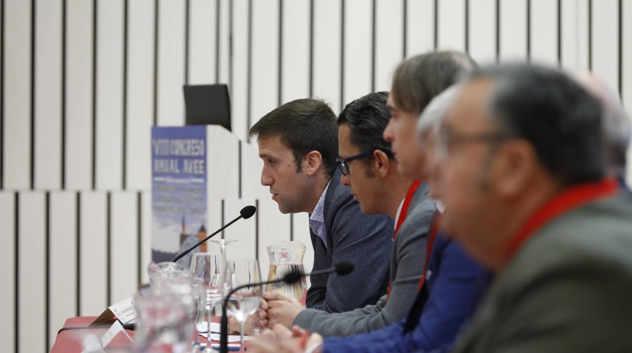 Ponencia del congreso de veterinarios celebrado en Córdoba