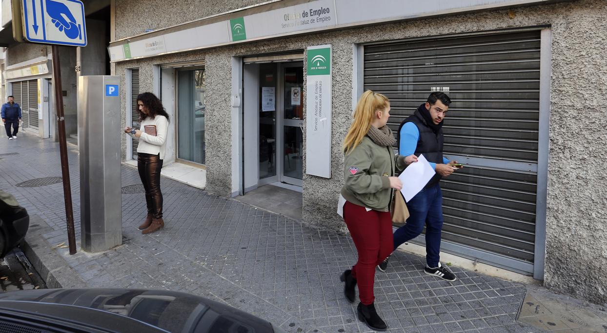 Imagen de la oficina del Servicio Andaluz de Emplo (SAE) de Colón