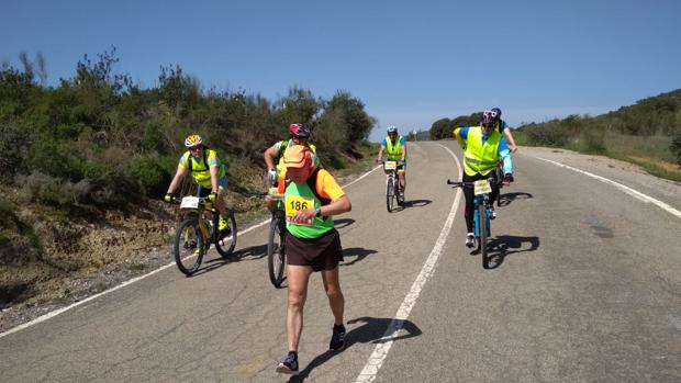 Antonio Estepa, un belmezano de 76 años, el otro ganador de la Media Maratón «Rompepiernas»