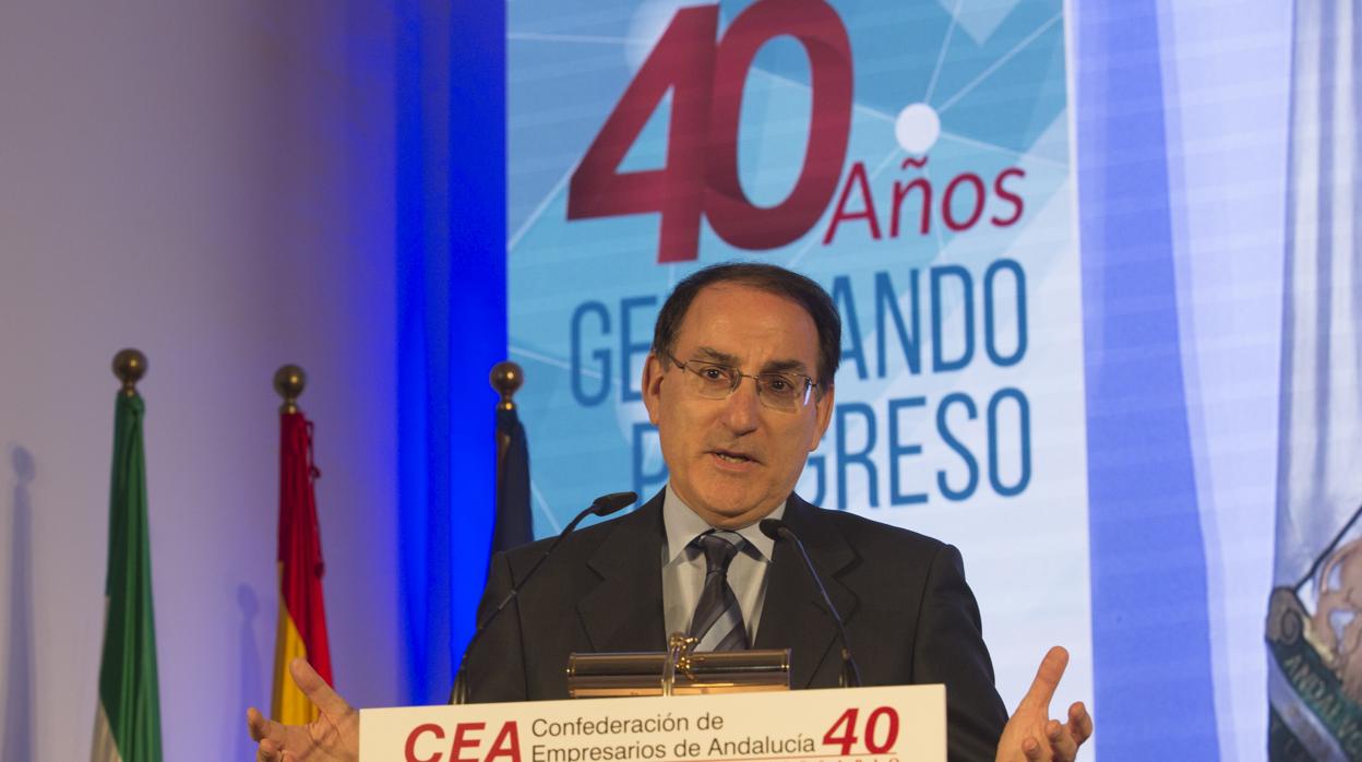 Javier González de Lara durante su intervención en el aniversario de CEA