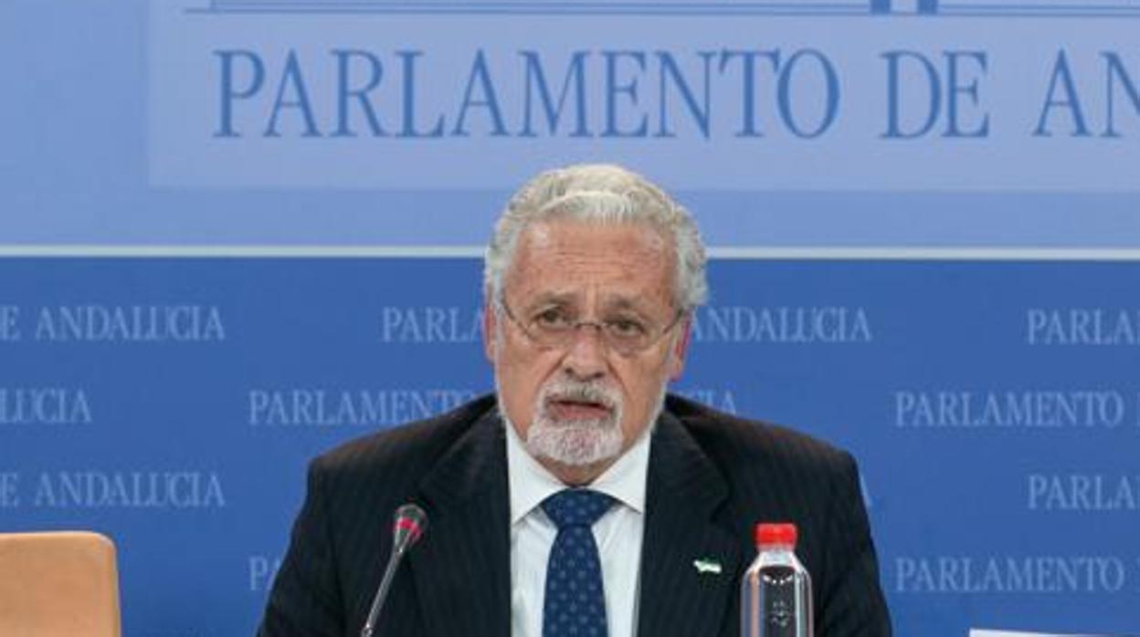 Jesús Maeztu, en el Parlamento andaluz