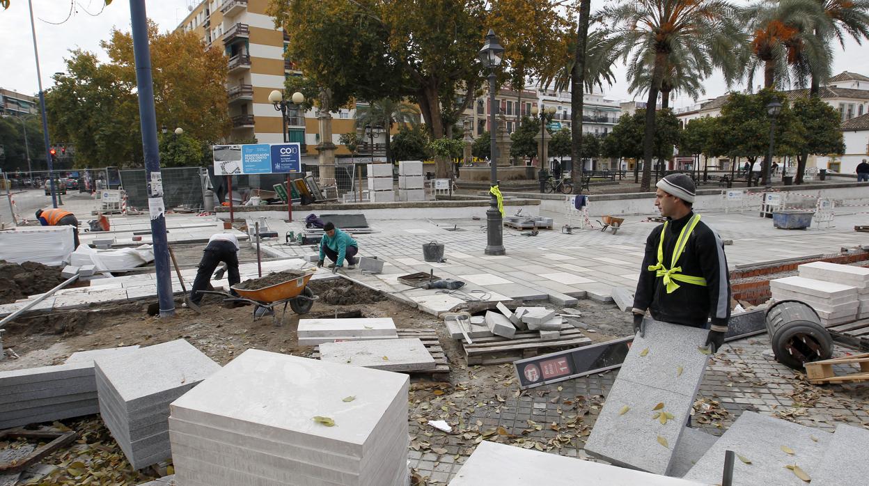 Obras en la plaza del Cristo de Gracia en 2015