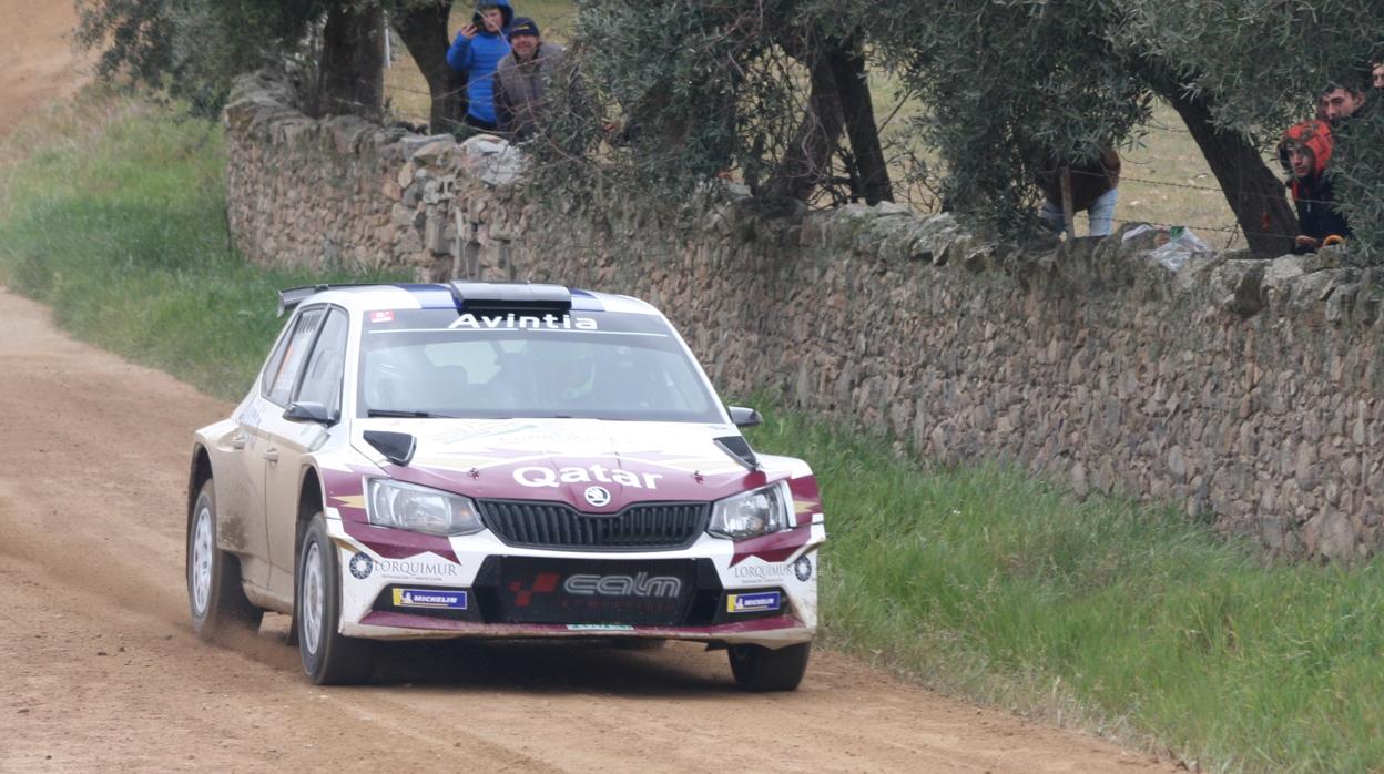 Xevi Pons por uno de los tramos del Rallye de Tierra Ciudad de Pozoblanco