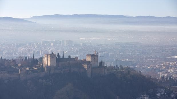 Granada limita la velocidad a 30 km/h en toda la ciudad para reducir la contaminación