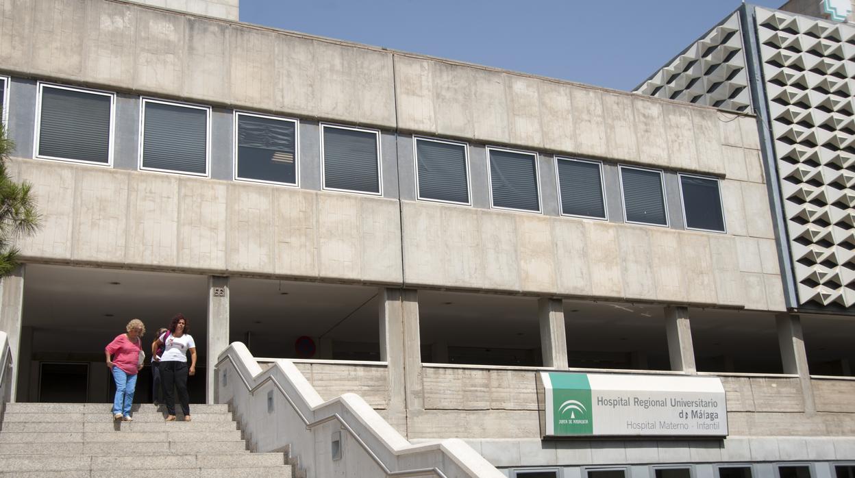 Hospital Materno Infantil de Málaga, donde murió la pequeña tras caer a la piscina