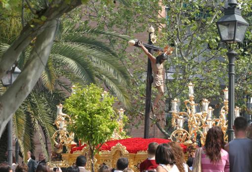 El Santísimo Cristo del Amor de Córdoba durante su salida procesional