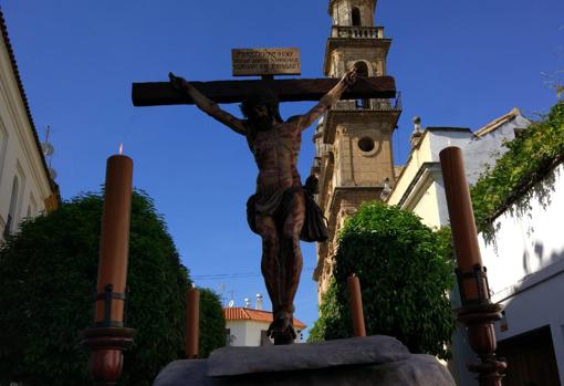 El Cristo de la Universidad a su salida de San Rafael