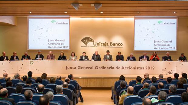 El presidente de Unicaja «confía» en un acuerdo con Liberbank «en las próximas semanas»