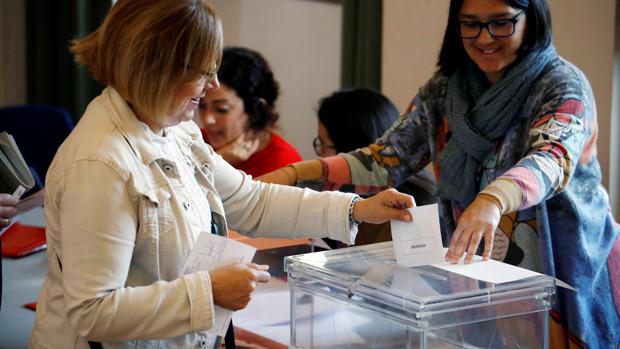 Más de 648.000 habitantes de Córdoba están llamados hoy a votar en las Elecciones Generales