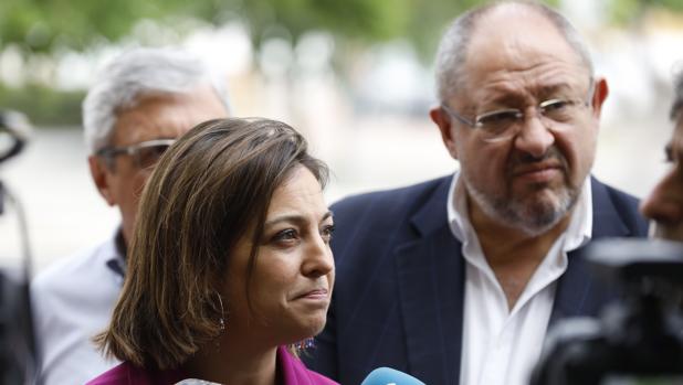 Isabel Ambrosio y Pedro García afean a Jesús León que el Córdoba CF adeude tres nóminas a sus empleados