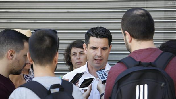 Elecciones municipales Córdoba | IU apuesta por un plan para implementar zonas peatonales en CCA