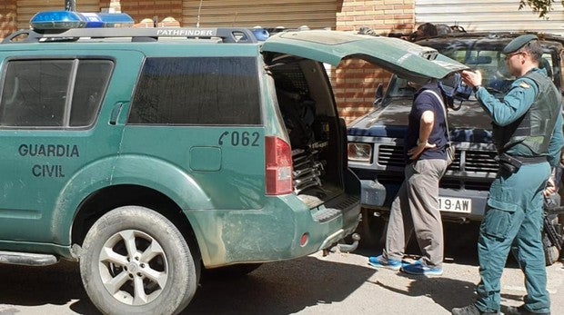 Armas de guerra y 50 detenidos en la última operación antidroga en Andalucía