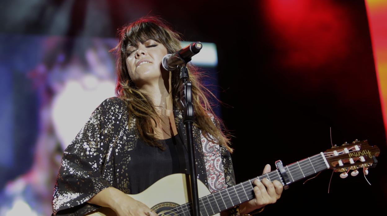 La artista malagueña durante un concierto