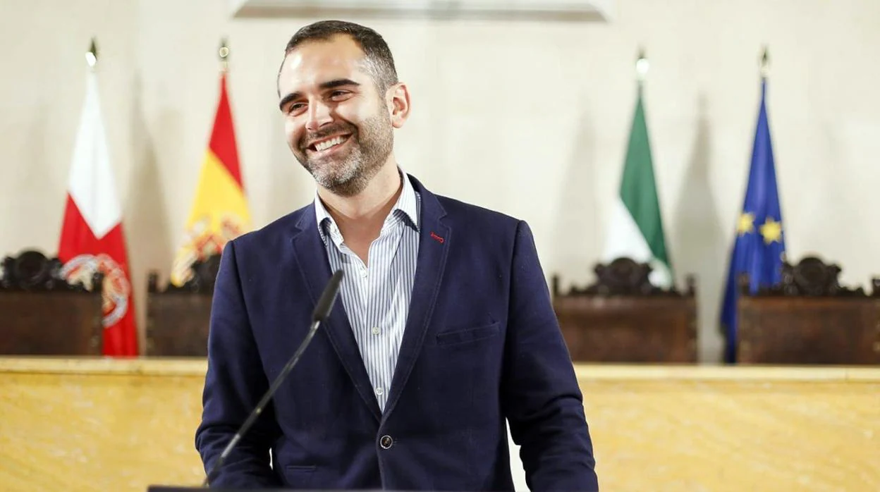 El alcalde en funciones del Ayuntamiento de Almería, Ramón Fernández-Pacheco