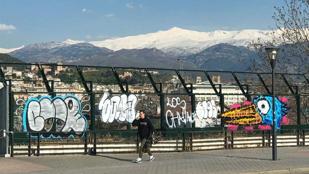 El mirador de Granada que no pinta nada