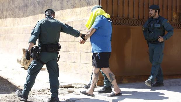 La Guardia Civil arresta a 15 personas en la macrorredada a orillas del Guadalquivir