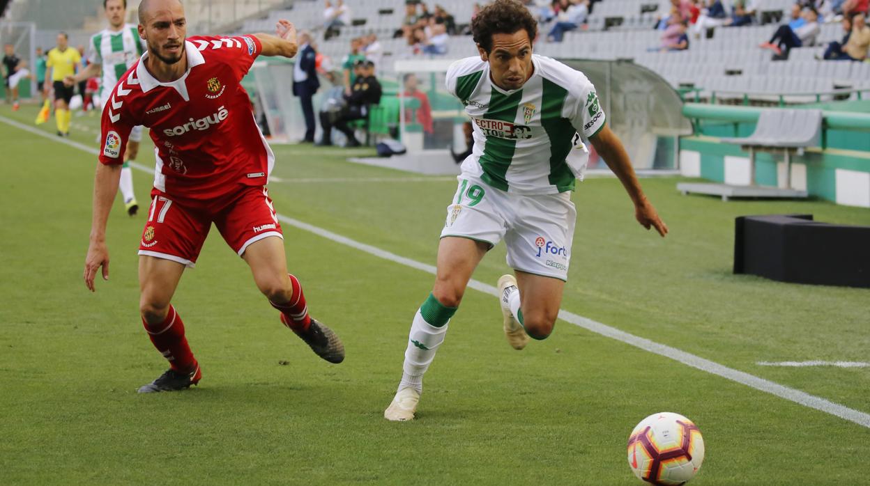 Quim Araujo, uno de los tres jugadores que mantiene contrato con el equipo del curso pasado