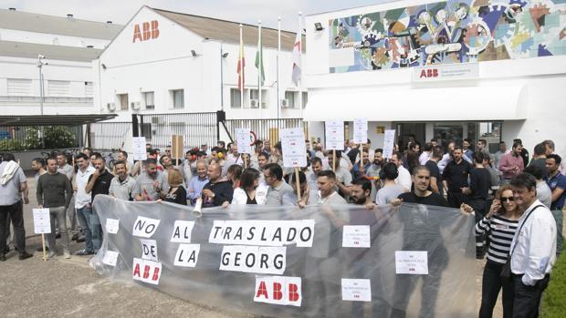 La Junta promete «ayudas» públicas a ABB si detiene el ERE en Córdoba