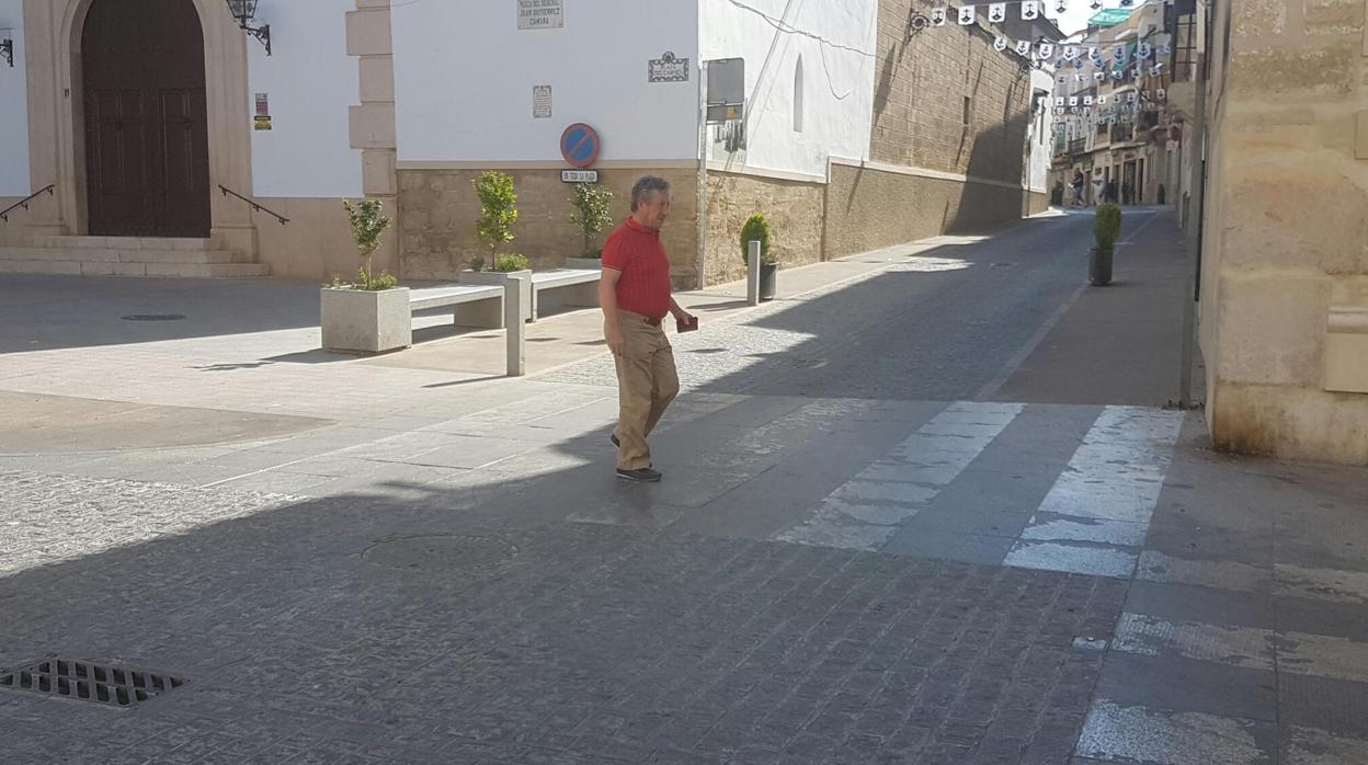 Uno de los pasos de peatos de la Plaza del Carmen de Aguilar