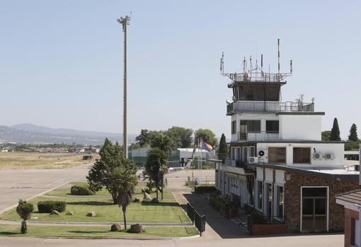 Torre de control del aeropuerto de Córdoba