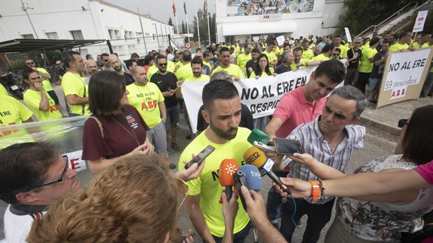 Los trabajadores de ABB en Córdoba abandonan el encierro y volverán a negociar el ERE el martes