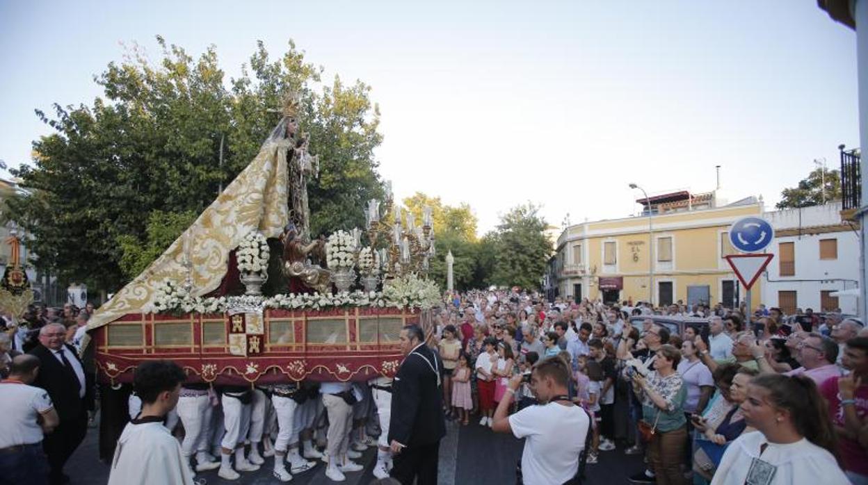 La Virgen del Carmen de Puertanueva en su salida procesional