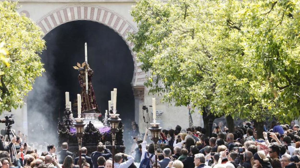 Salida del Nazareno el día de la Beatificación del Padre Cristóbal de Santa Catalina