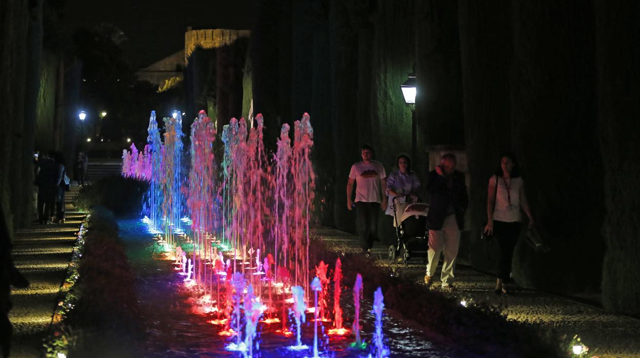 Espectáculo nocturno de luz y sonido en el Alcázar de los Reyes Cristianos de Córdoba