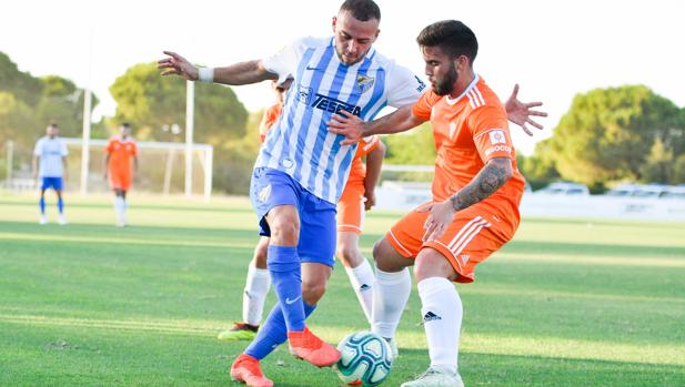 El Córdoba CF deja buenas sensaciones en un empate ante el Málaga CF (1-1)