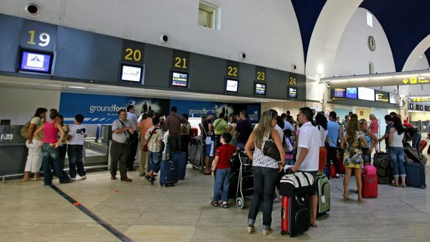 Más de 14,5 millones de pasajeros pasan por los aeropuertos de Andalucía en 2019