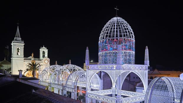 Venida de la Virgen del Rocío 2019: Almonte inaugura su catedral efímera