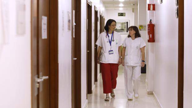 Un 60% de los tratamientos de cáncer en el Reina Sofía se dan a personas de fuera de Córdoba capital