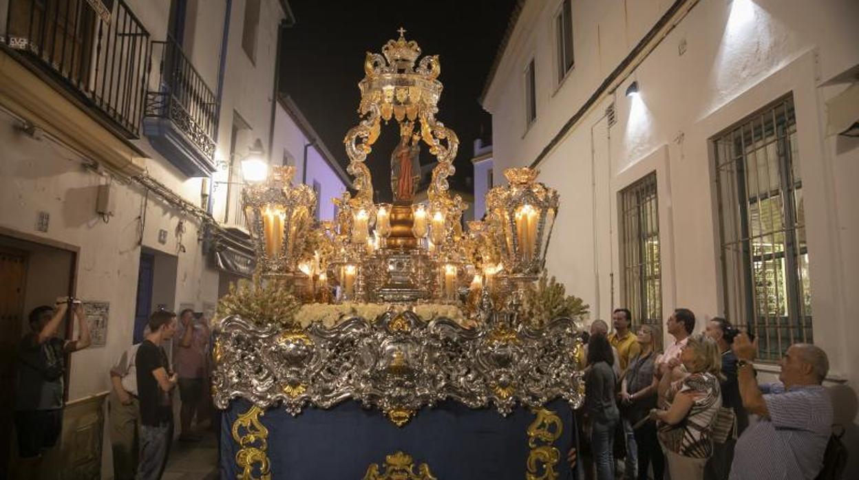 La Virgen de la Fuensanta en su última salida procesional