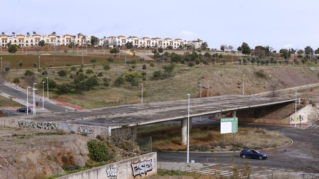 Diez años de parón en el proyecto de la Ronda Norte de Córdoba con un litigio y la obra a medio hacer