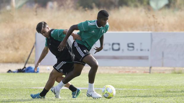 Formac Villarrubia-Córdoba CF, Denominación de Origen de Segunda B